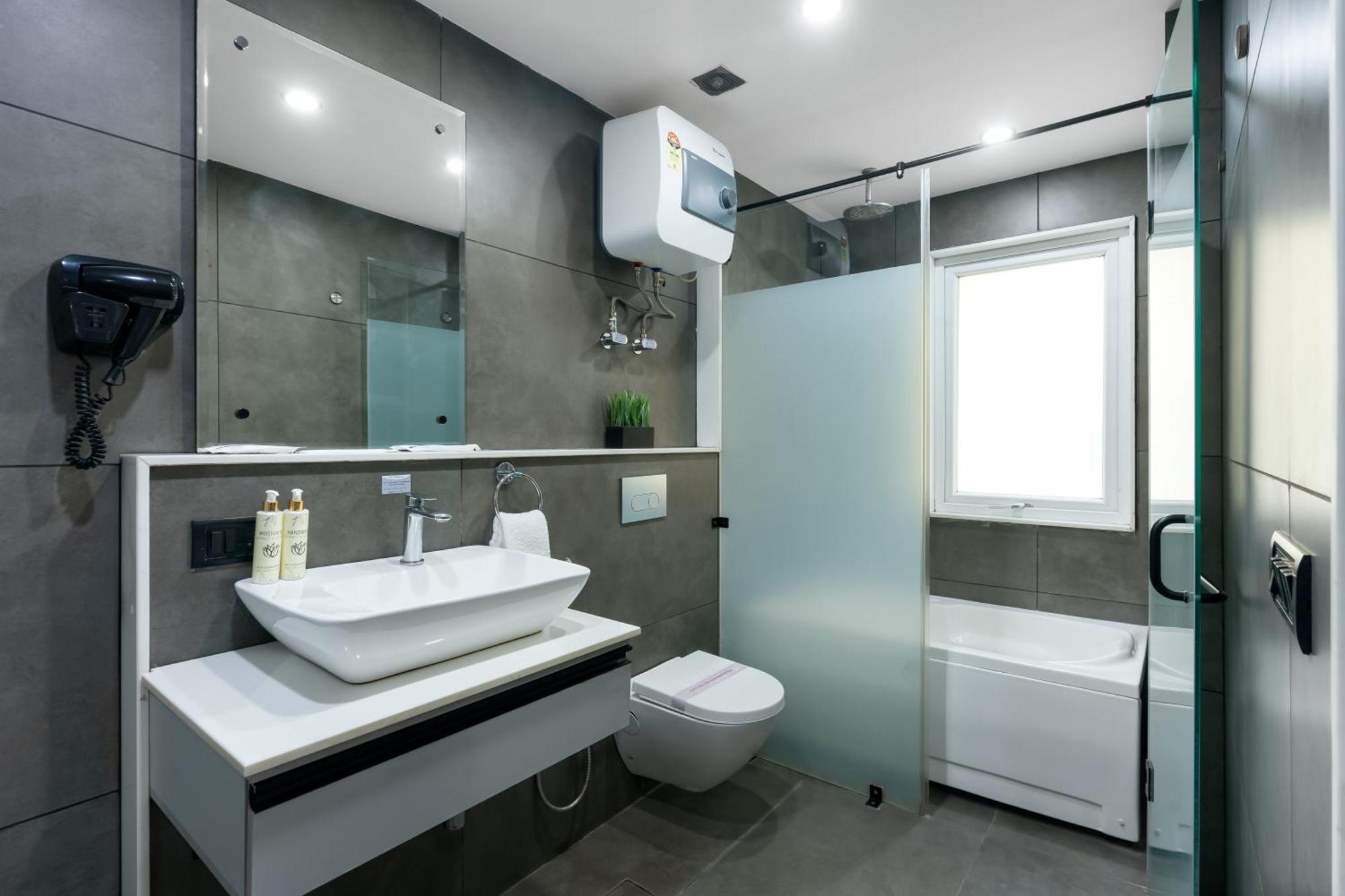 גורגאון Bedchambers Serviced Apartments - Cyber City מראה חיצוני תמונה